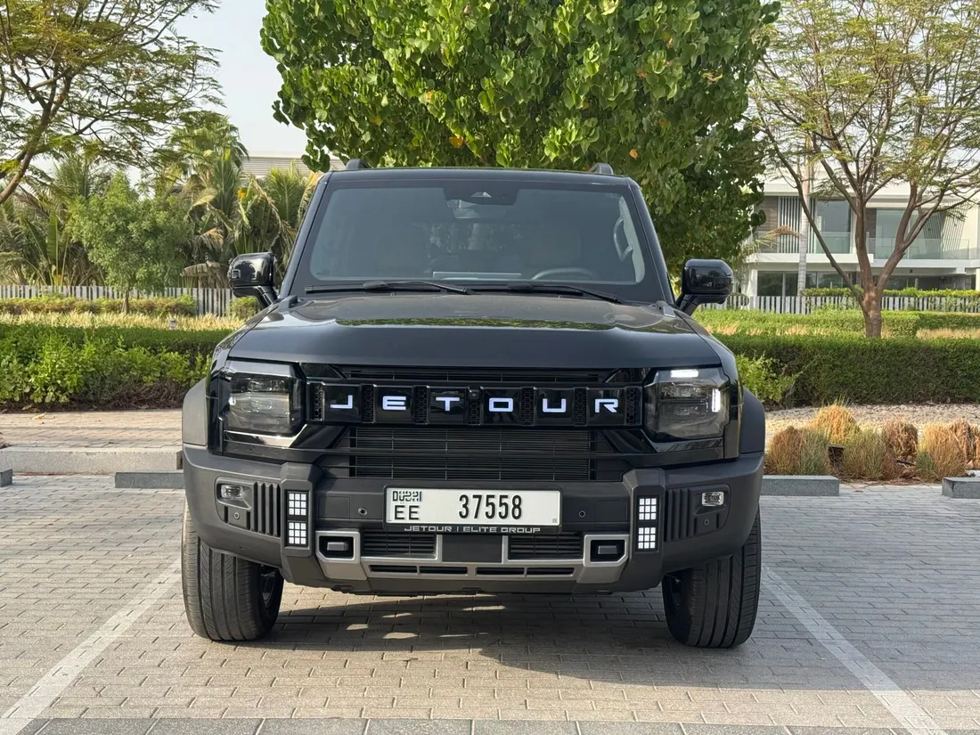 Jetour T2 — front exterior and JETOUR grille
