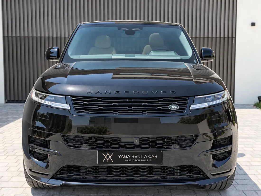 Range Rover Sport — front exterior and bonnet lettering