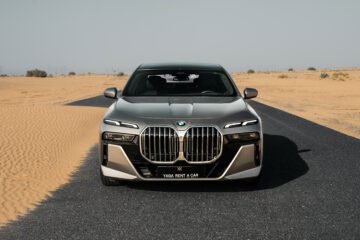 BMW 7 Series luxury sedan for rent in Dubai – Yaga Rent a Car